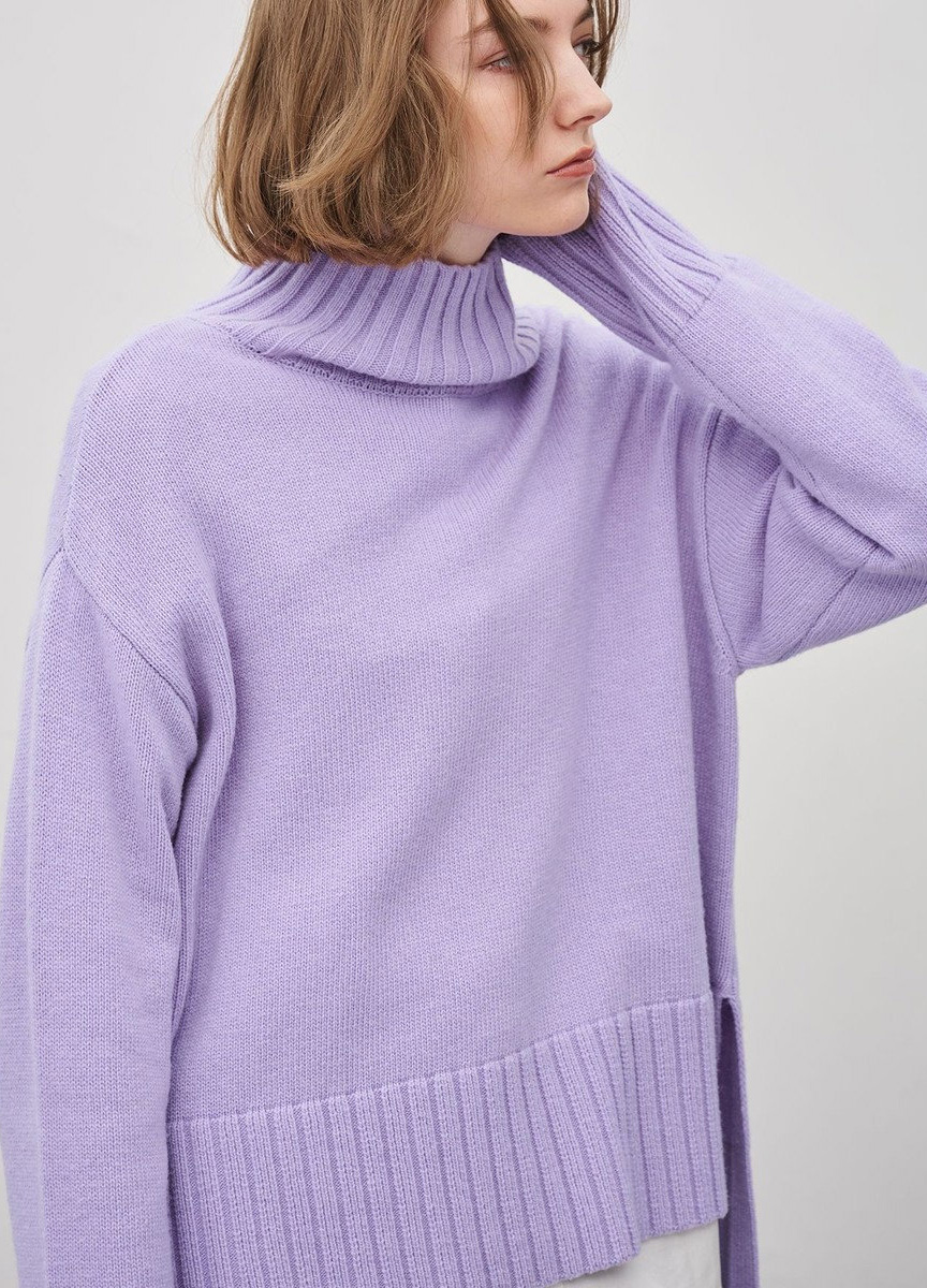 前短後長高領毛衣